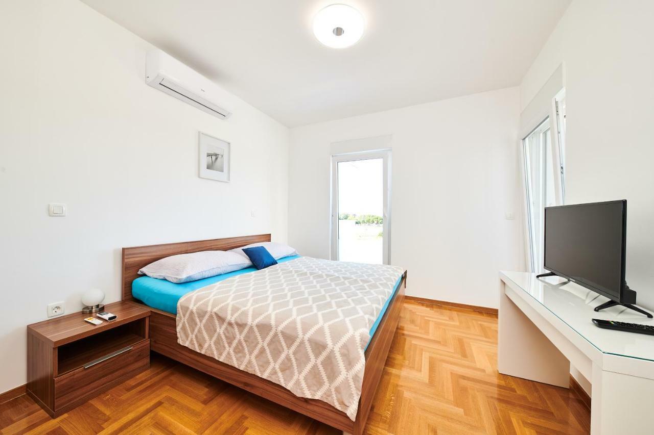 Ferienwohnung Sommer Novigrad Istria Kültér fotó